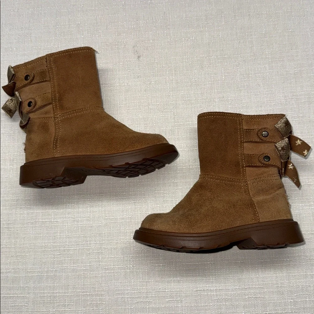 UGG Tillee Chestnut Kids Boots with Bows